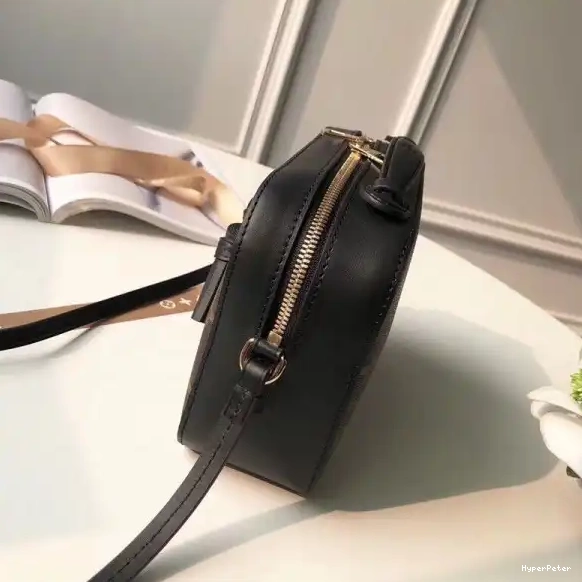 SAINTONGE LOUIS VUITTON 0612